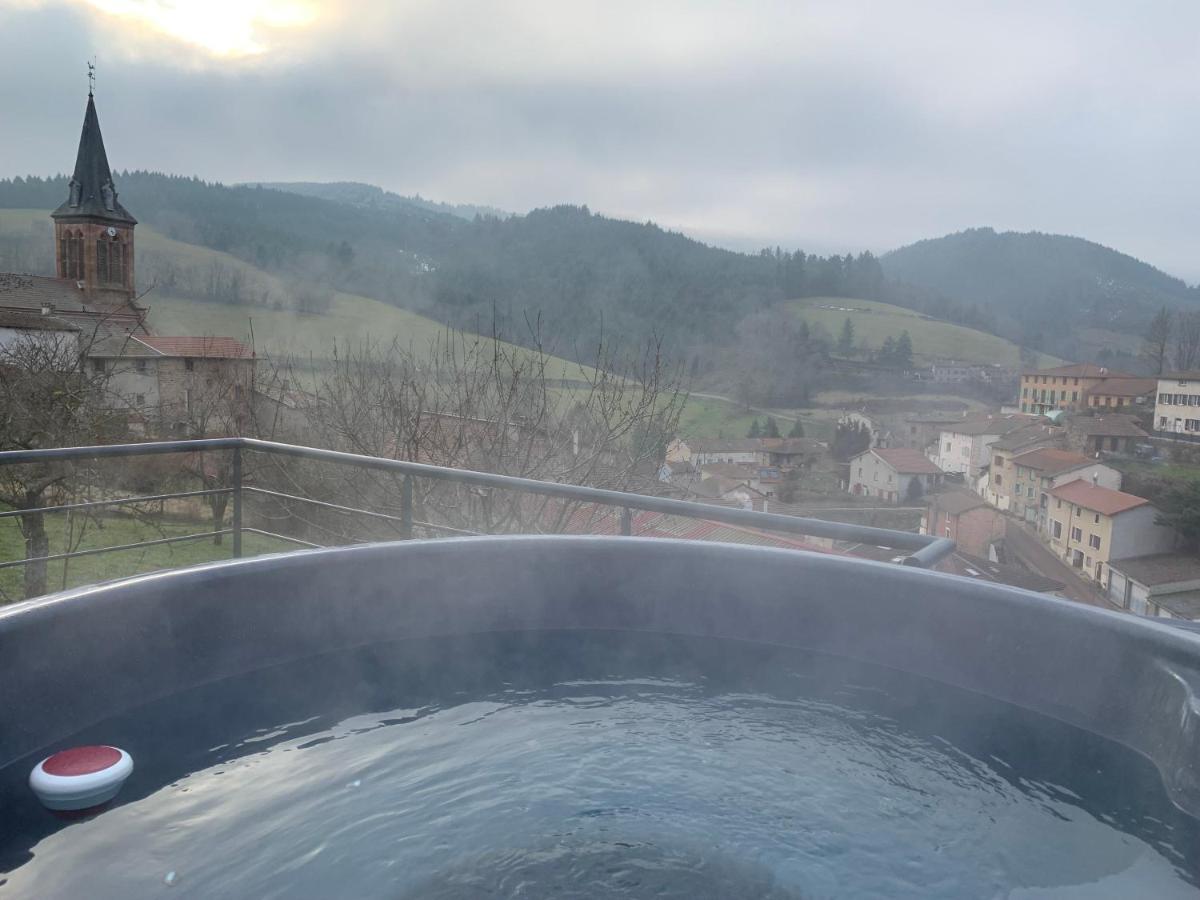 Domaine De La Rue De La Tour Bed and Breakfast Valsonne Εξωτερικό φωτογραφία