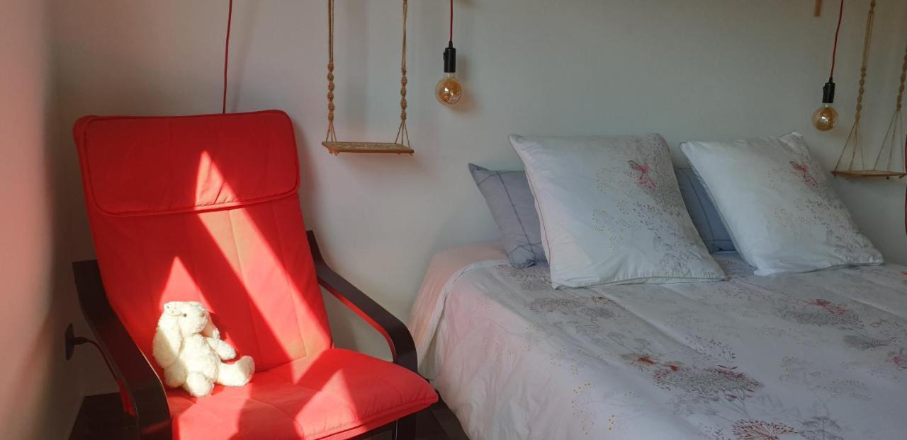 Domaine De La Rue De La Tour Bed and Breakfast Valsonne Εξωτερικό φωτογραφία