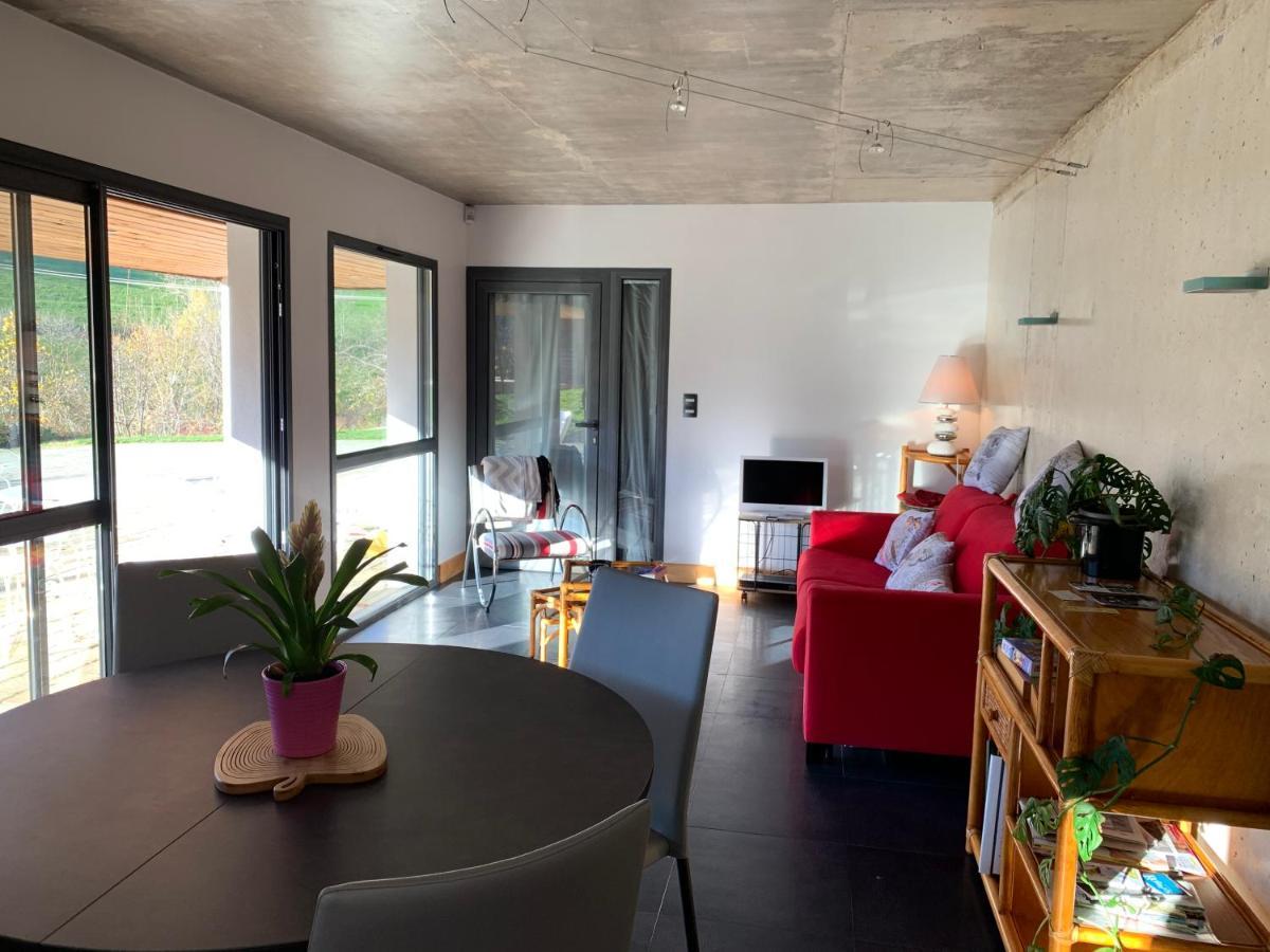 Domaine De La Rue De La Tour Bed and Breakfast Valsonne Εξωτερικό φωτογραφία